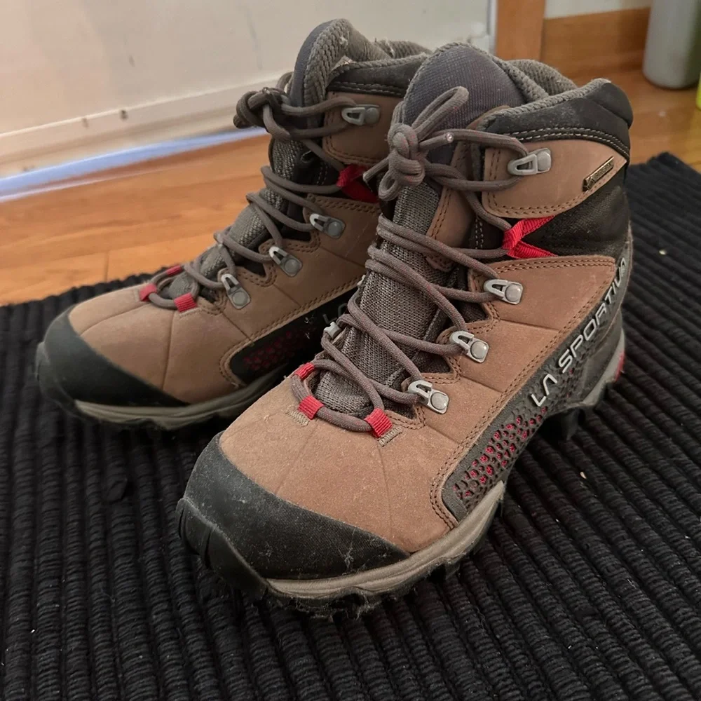 La sportiva Nucleo High GTX Women's Boots - Picture 3 of 5